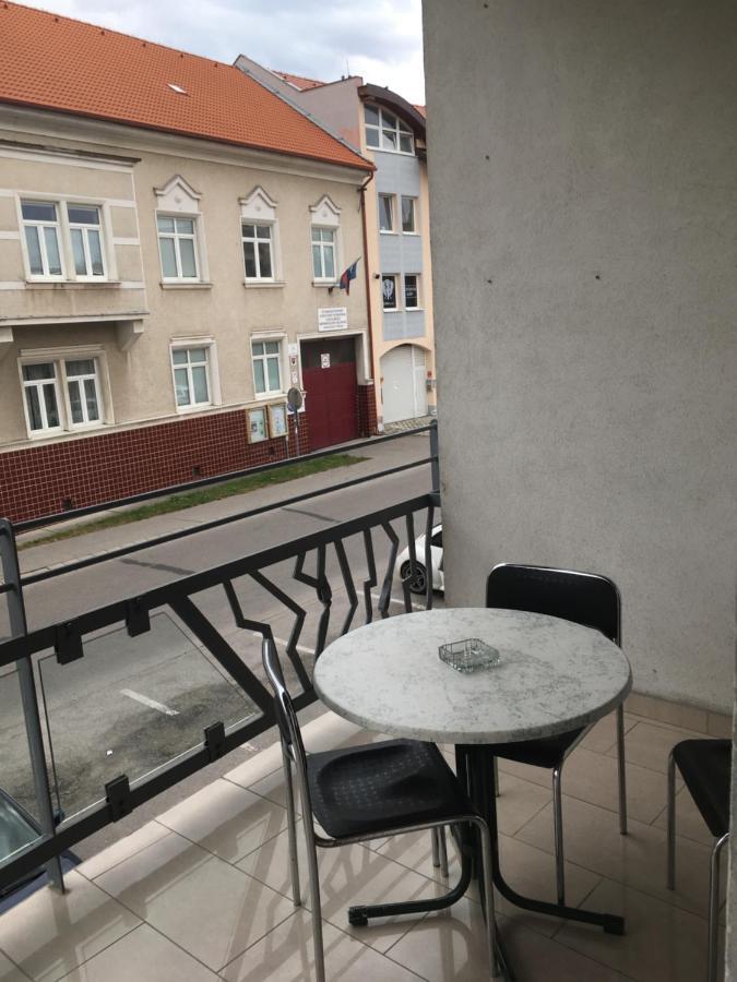 Dunajská Streda Konde Apartments B מראה חיצוני תמונה