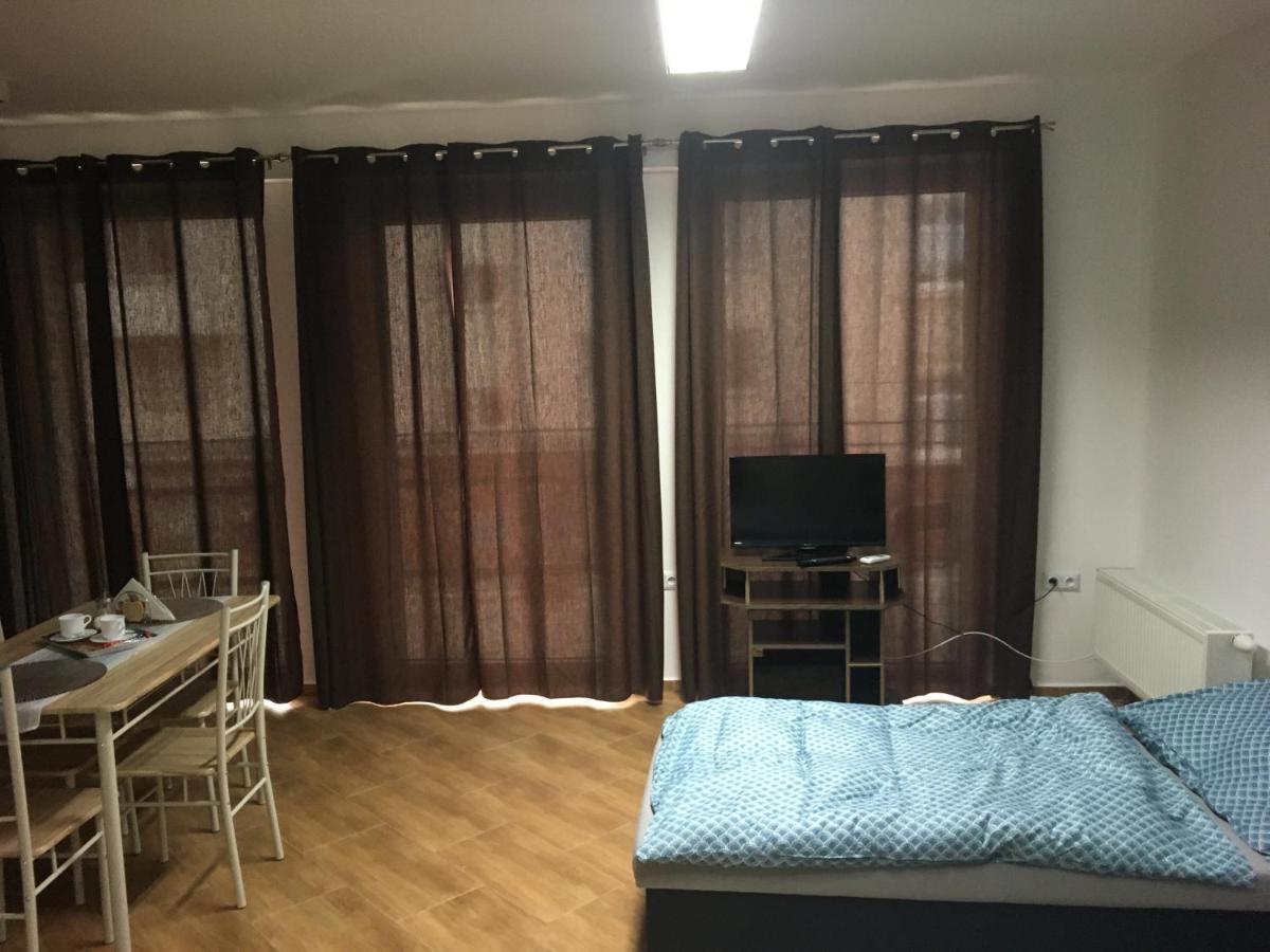 Dunajská Streda Konde Apartments B מראה חיצוני תמונה