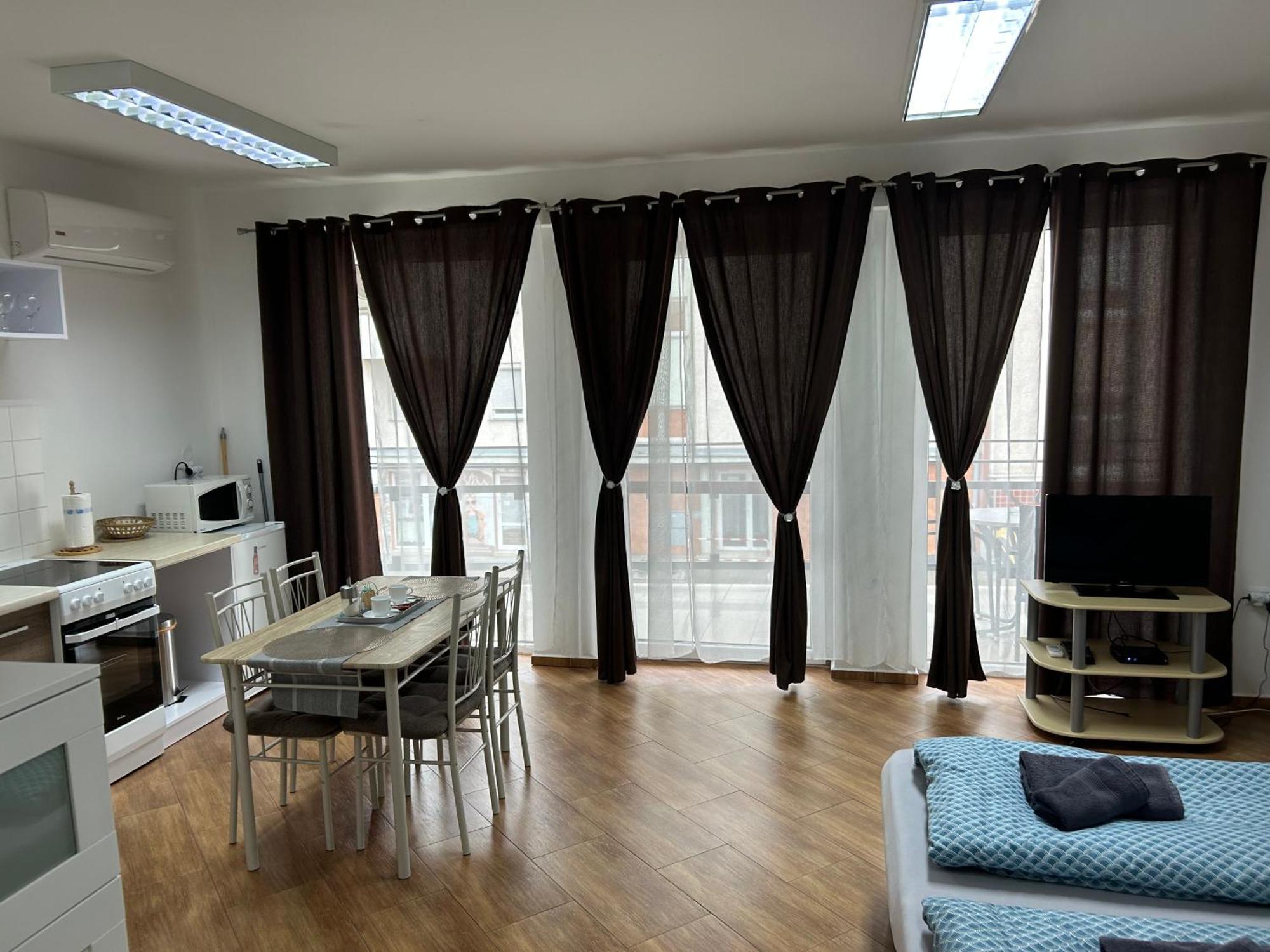 Dunajská Streda Konde Apartments B מראה חיצוני תמונה
